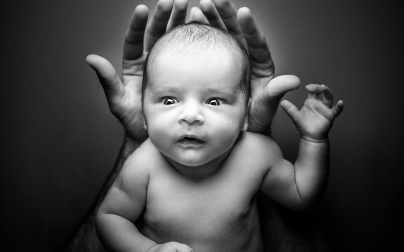 Baby photography services in qatar